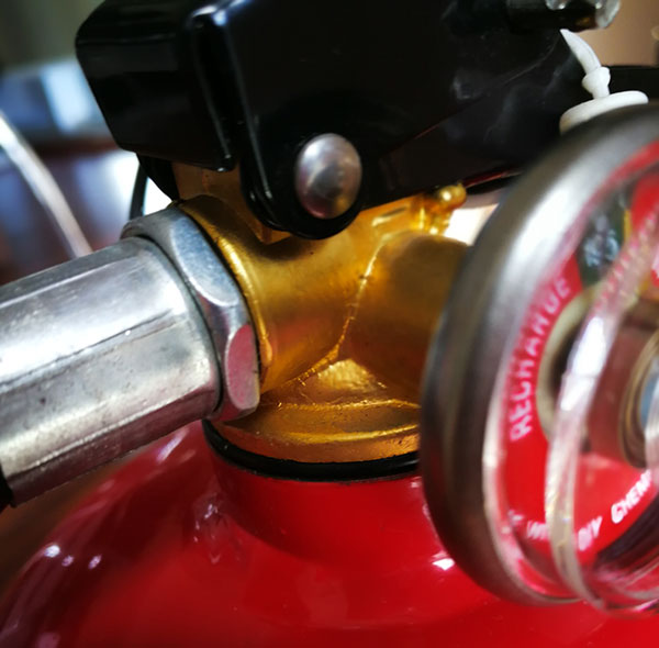 &Tau;&omicron; CE &pi;&upsilon;&rho;&omicron;&sigma;&beta;&epsilon;&sigma;&tau;ή&rho;&omega;&nu; SAFEWAY DC01 Abc 6kg &epsilon;&nu;έ&kappa;&rho;&iota;&nu;&epsilon; &tau;&omicron; &kappa;ό&kappa;&kappa;&iota;&nu;&omicron; &epsilon;ύ&chi;&rho;&eta;&sigma;&tau;&omicron; 3